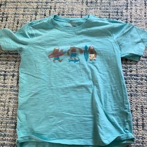 Sloth surfing and skateboarding shirt size m 10-12